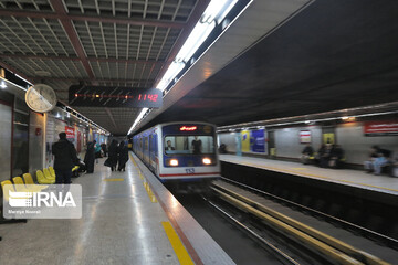 خدمات متروی تهران تا ساعت ۱۸ امروز رایگان است