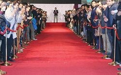 روزنامه جوان با انتقاد از کم‌کاری خانه سینما: دقیقا کجایی؟ 
