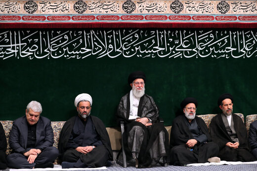 مراسم عزاداری اربعین حسینی با حضور هیئت‌های دانشجویی در حسینیه امام خمینی(ره)
