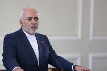 ظریف:ترامپ در رفتار رژیم صهیونیستی نسبت به مردم فلسطین شریک جرم است
