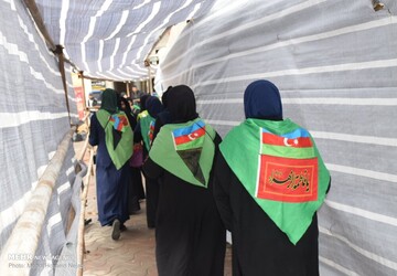 بدرقه زائران خارجی اربعین در مرز زمینی آستارا
