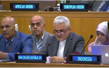 حسنی‌نژاد:دیکتاتورها نمی‌توانند درباره حقوق بشر ایران اظهار نظر کنند