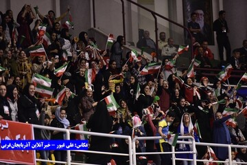 حمایت پرشور بانوان در دیدار ایران و جمهوری قرقیز