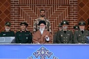این فرماندهان بلندپایه ارتش و سپاه رهبری را در مراسم سان دیدن همراهی کردند +عکس