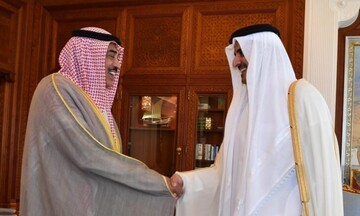 امیر کویت به امیر قطر پیام فرستاد