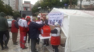 فعالیت ۲۵ پایگاه جمع‌آوری کمک‌های مردمی برای آوارگان کرد سوریه در  استان کردستان 