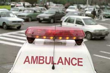 ماجرای همسایه عصبانی که با پنچر کردن چهار چرخ آمبولانس باعث مرگ بیمار شد