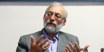 جواد لاریجانی از گزارشگر ویژه حقوق بشر شاکی شد: او با رسانه‌های معاند مصاحبه می‌کند