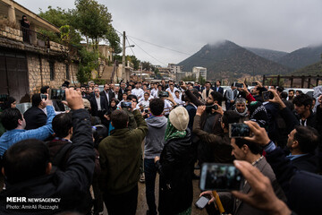 زندگی درتاروپودتنبور