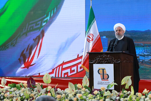 روحانی:سر هر میز مذاکره‌ای که برای منافع ملت ضروری باشد، می‌نشینیم