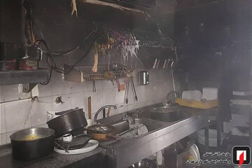 تصاویر | آشپزخانه یک رستوران در تهران در آتش سوخت