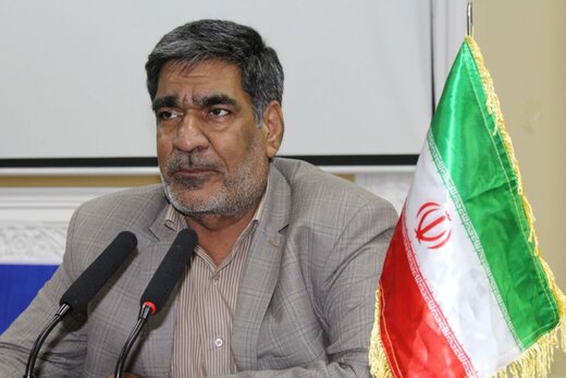 یک مینی بوس وارد مدرسه دخترانه شد و ۵ بچه را زیر گرفت یک مینی بوس وارد مدرسه دخترانه شد و ۵ بچه را زیر گرفت