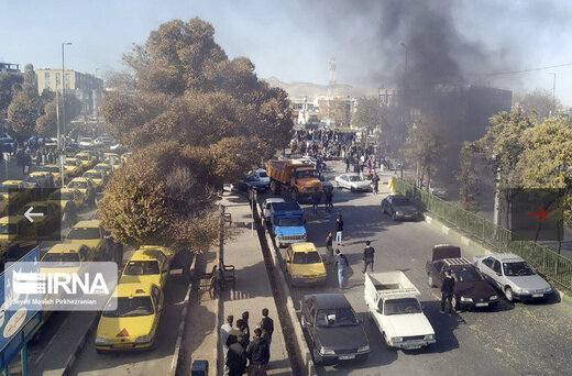 فیلم | گزارش ۲۰:۳۰ از کشته شدگان درگیری‌های بنزینی در سیرجان، صدرای شیراز،شهر قدس و نیزارهای ماهشهر