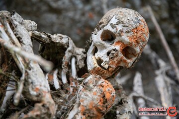 رسوم عجیبی که برای دفن مردگان در سراسر جهان برگزار می شود!