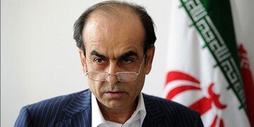 یک نماینده مجلس پیشنهاد داد: پروانه پزشکانی که کارت‌خوان نصب نکرده‌اند، باطل شود