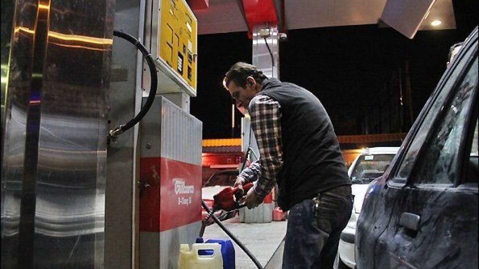 پیش‌بینی یک سناریو برای قیمت بنزین