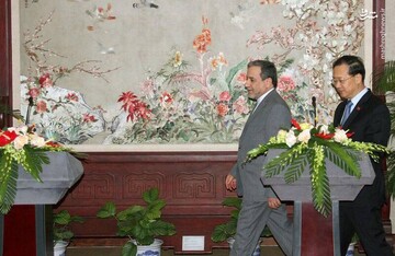 سفر عراقچی به چین