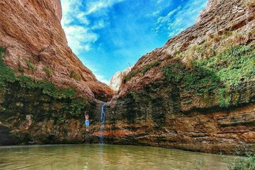 آبشاری در دل کویر لوت