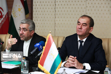 Iran, Tajikistan to use nat'l currencies in trade transactions