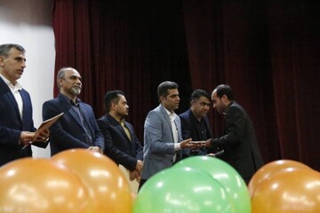 برگزاری مراسم گرامیداشت روز جهانی معلولین در آبادان
