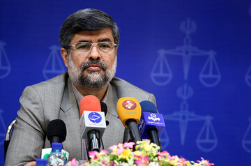معاون رئیسی:امسال10بارقیمت ها را بالا بردید؛ارزش پول ملی نابودشد؛ خزانه را از طلا خالی کردید؛اعتراض را مدیریت نکردید/اعتراضها در اسفند به ثمر می رسد
