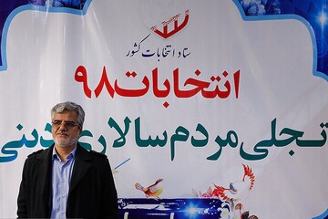 پاسخ محمود صادقی به سوال خبرآنلاین درباره احتمال سرلیست شدنش بعد از انصراف عارف/محکومیت ندارم که شورای نگهبان ردصلاحیتم کند
