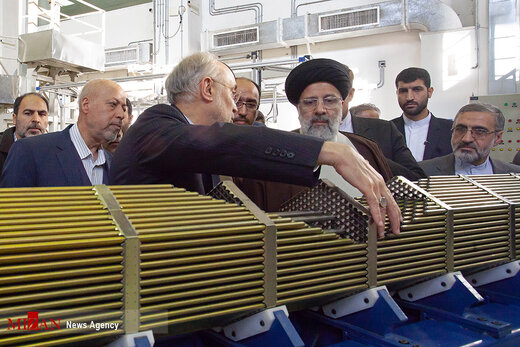بازدید رئیس قوه قضاییه از سایت هسته‌ای UCF اصفهان