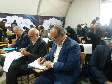کاندیدای مجلس شدن آسان‌تر است یا خرید ۲ کیلو میوه؟/دردسرهای شورای نگهبان با کاندیداهایِ فله‌ای 