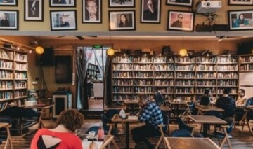 تنها فروشگاه کتاب‌های انگلیسی پکن تعطیل شد