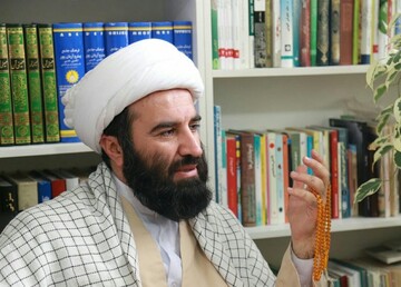کاندیدای مجلس خبرگان:به آیت‌الله یزدی رأی نمی‌دهم اما به مصباح شاید!