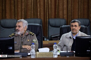 در حاشیه‌ جلسه مجمع تشخیص مصلحت نظام