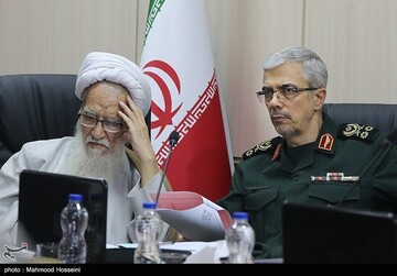 در حاشیه‌ جلسه مجمع تشخیص مصلحت نظام
