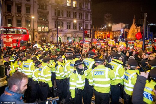 تظاهرات گسترده در انگلیس