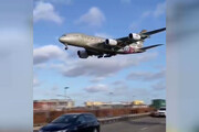 فیلم | فرود ترسناک ایرباس A380 از روی اتوبان
