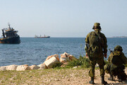 ببینید | لحظاتی از مانور نظامی مشترک روسیه و سوریه در دریای مدیترانه