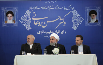 دیدار صمیمی دکتر روحانی با ایرانیان مقیم مالزی