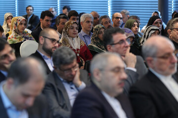 دیدار صمیمی دکتر روحانی با ایرانیان مقیم مالزی