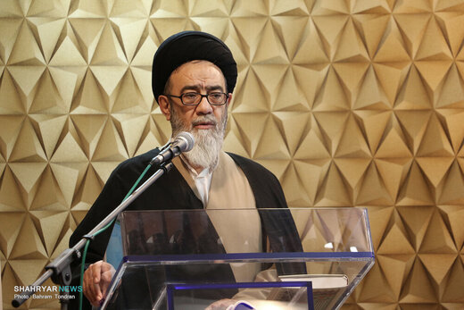 احتمال برگزاری نماز جمعه از این هفته / آیت‌الله یزدی: باید برای ماه رمضان برنامه‌ریزی کنیم