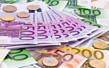 قیمت بانکی یورو و پوند کم شد؛ تثبیت دلار ادامه دارد