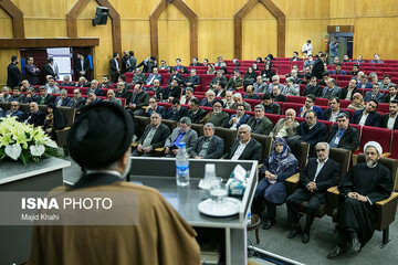 عکس| پای احمدی نژاد و سعید جلیلی به دورهمی اصلاح طلبان باز شد