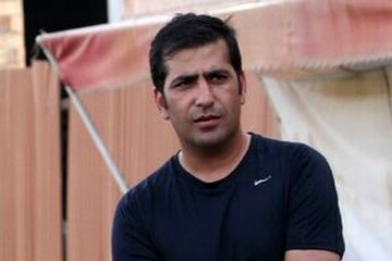 انتقاد علی سامره از وزارت ورزش:عصای مرحوم پورحیدری را بگذارید مربی تیم