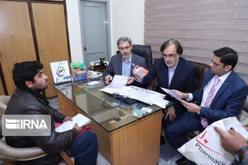 معاینه بیماران کبدی در پاکستان توسط متخصصان ایرانی