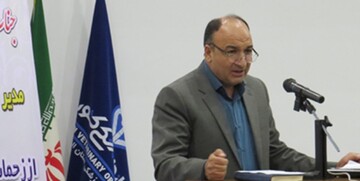 از سرمایه گزاران در حوزه دامپزشکی حمایت می کنیم
