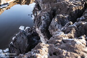 تصاویر | شکاف‌های بزرگ و عمیق در کوه نمک قم