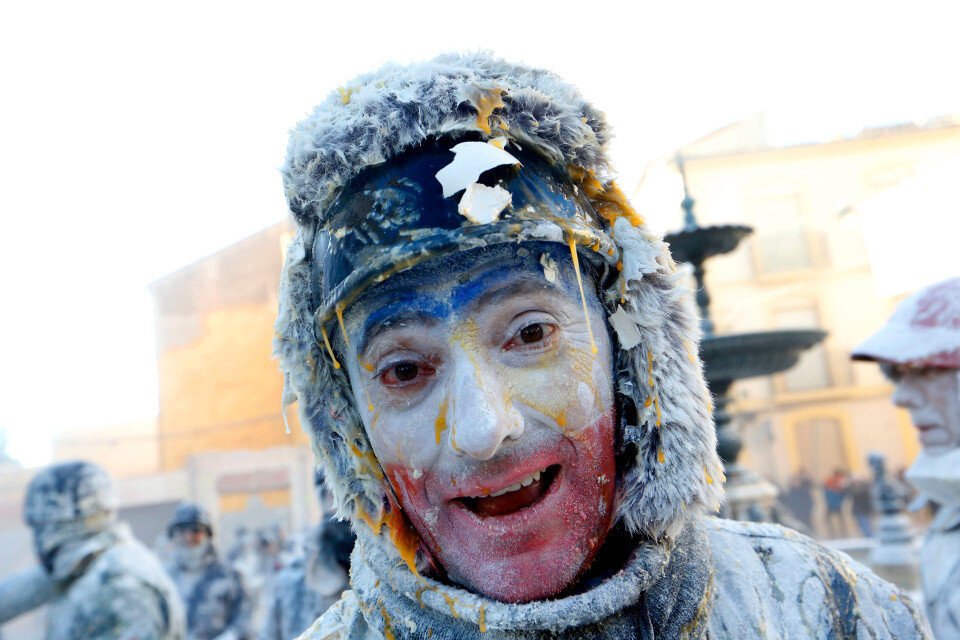 جشنواره پرتاب تخم مرغ