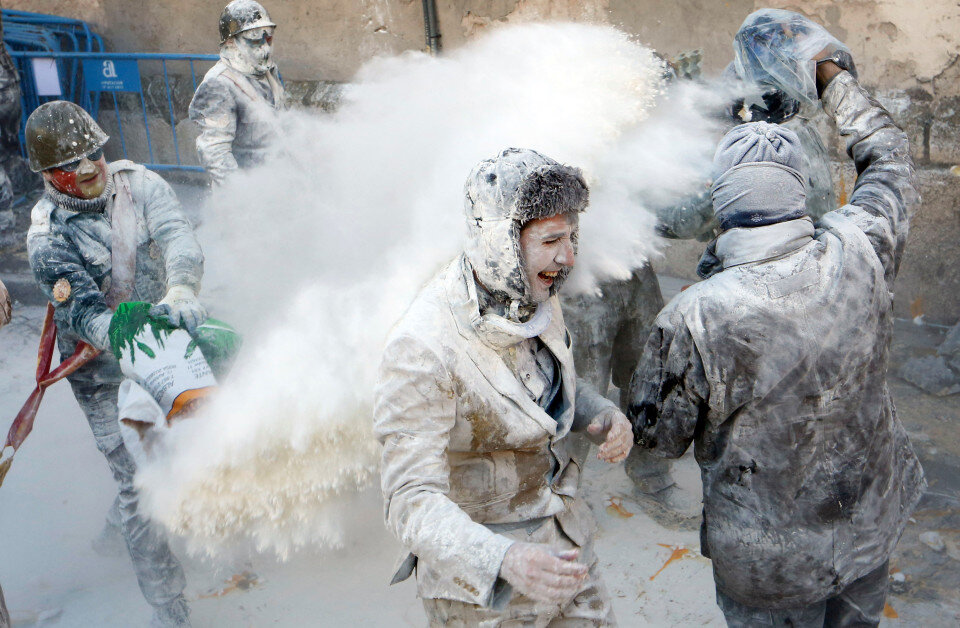 جشنواره پرتاب تخم مرغ