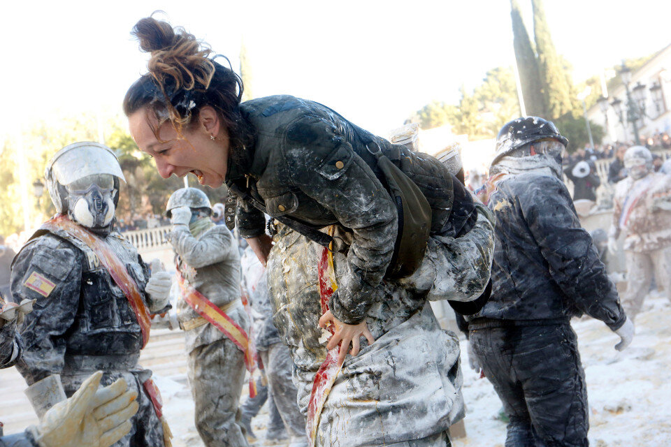 جشنواره پرتاب تخم مرغ