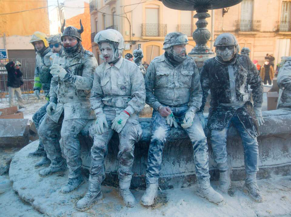 جشنواره پرتاب تخم مرغ