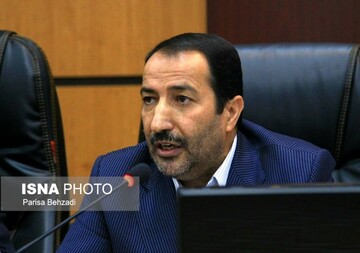 عضو کمیسیون برنامه و بودجه مجلس: افزایش سهمیه بنزین کسری ۴ هزار میلیاردی را جبران می‌کند