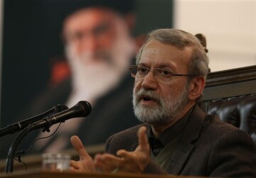 تحلیل لاریجانی از سخنان مهم رهبر انقلاب در خطبه های نماز جمعه